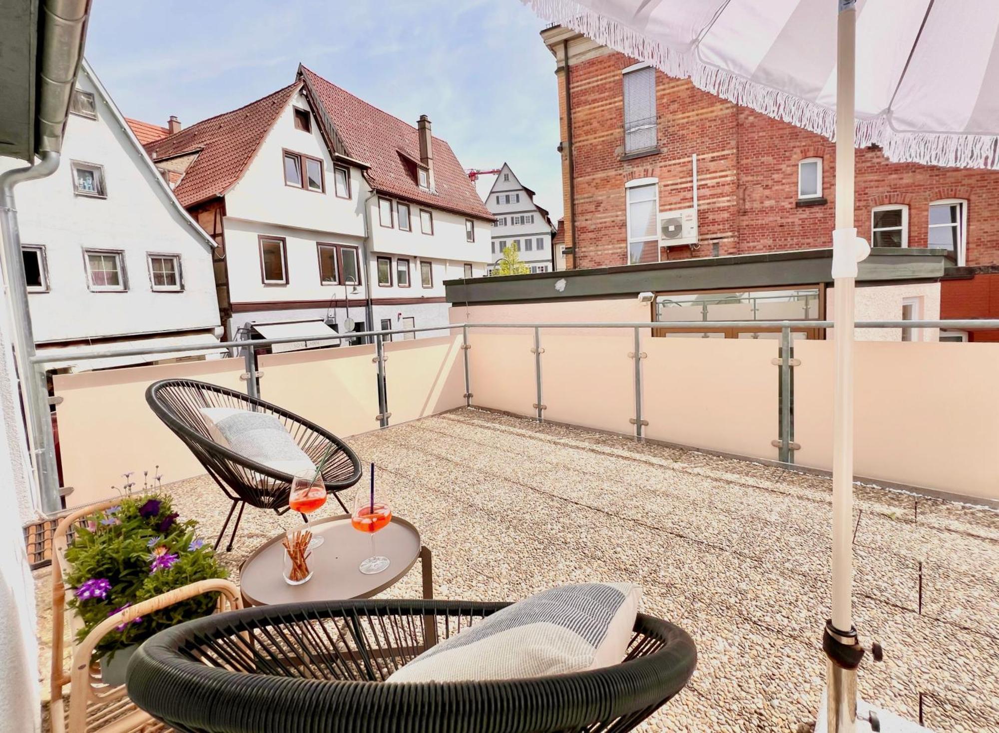 Apartment Im Herzen Der Altstadt - Leonberg Naehe Stuttgart Esterno foto